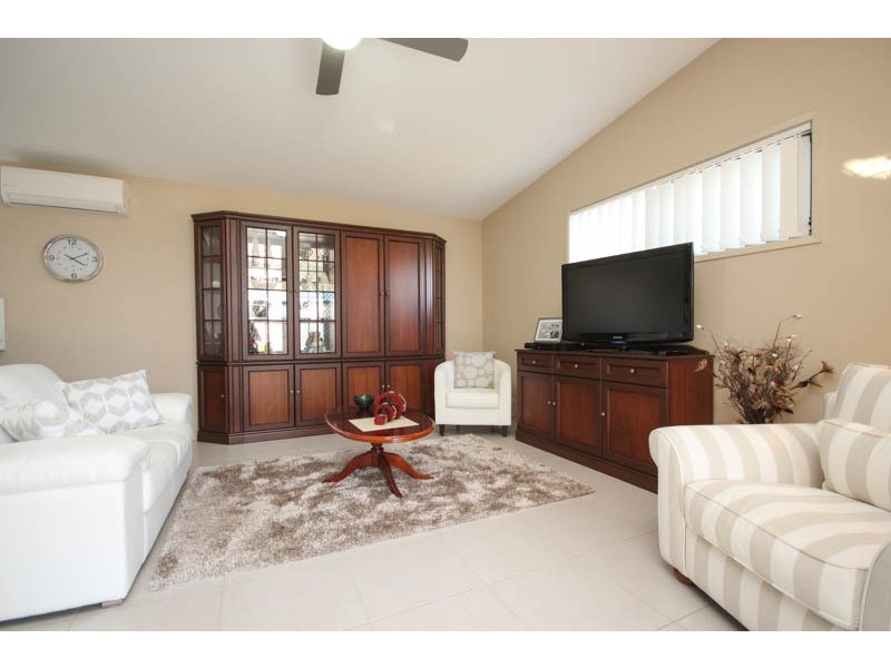 36 Copper Crescent, Caloundra West QLD 4551