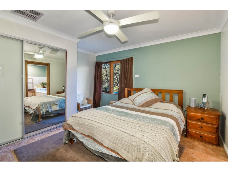 9 Mitchell Place, Douglas Park NSW 2569