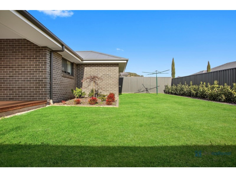 19 Yallambi Street, Picton NSW 2571