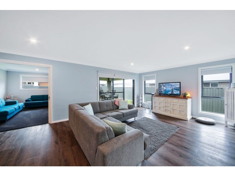 19 Yallambi Street, Picton NSW 2571