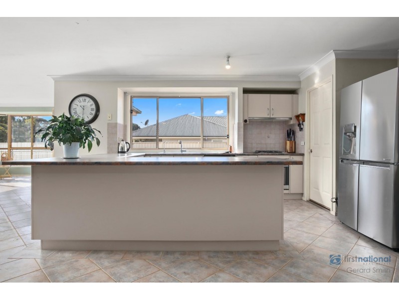 18 Railway Parade, Douglas Park NSW 2569