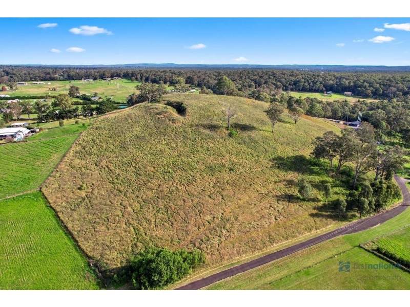 95 Lyrebird Road, Pheasants Nest NSW 2574