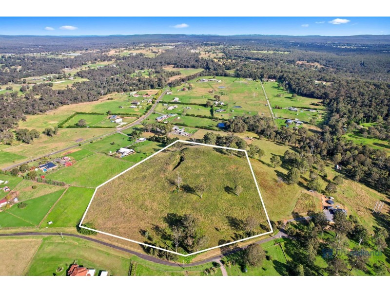 95 Lyrebird Road, Pheasants Nest NSW 2574