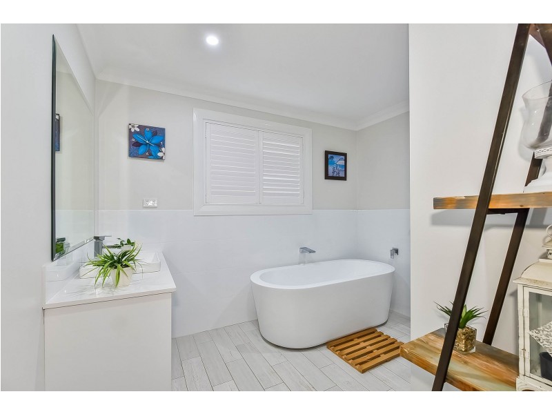 44 Picton Avenue, Picton NSW 2571