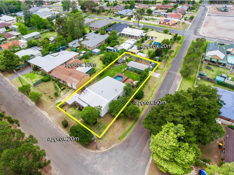 20 Station Street, Thirlmere NSW 2572