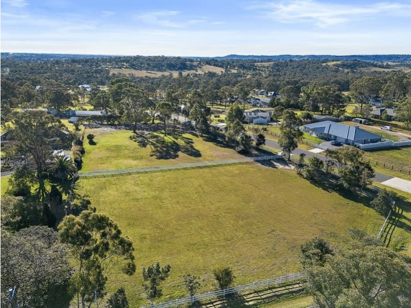 9 Tickle Drive, Thirlmere NSW 2572