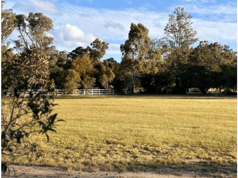 9 Tickle Drive, Thirlmere NSW 2572