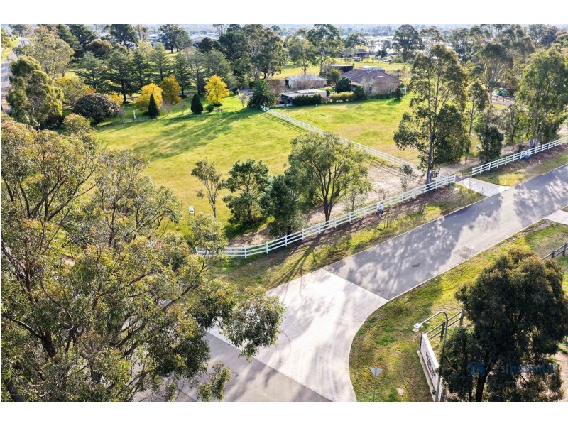 9 Tickle Drive, Thirlmere NSW 2572
