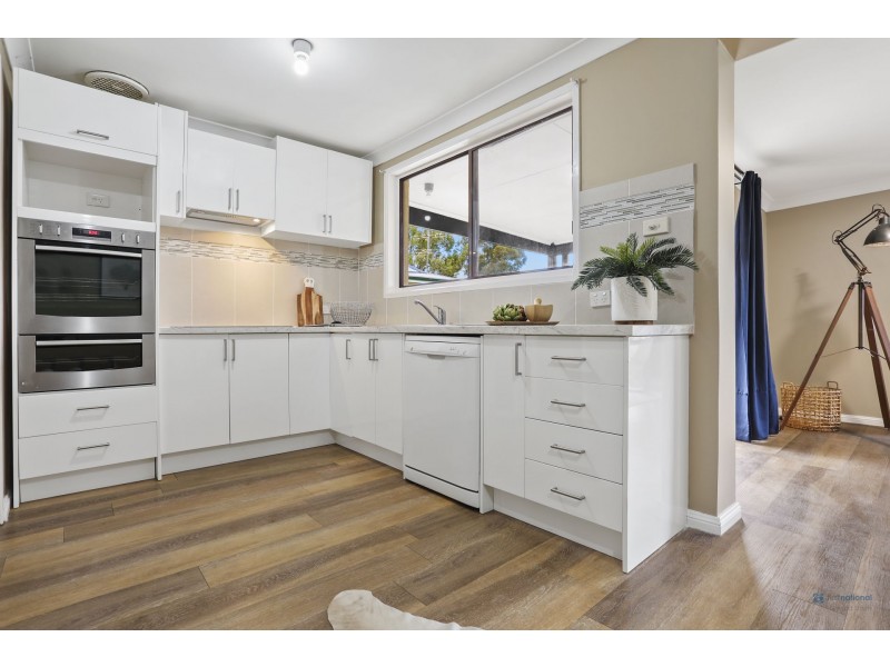 68 Lumsdaine Street, Picton NSW 2571