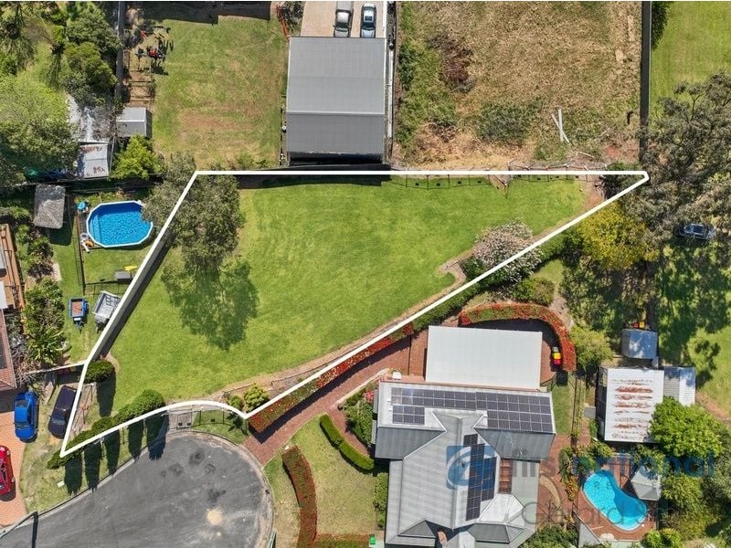 15 Krista Place, Tahmoor NSW 2573
