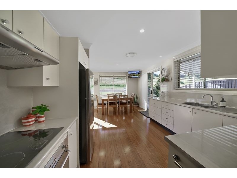 1 Emmett Close, Picton NSW 2571