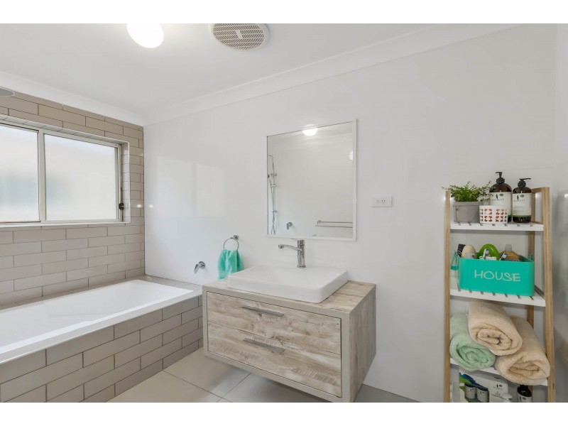 335A Thirlmere Way, Thirlmere NSW 2572