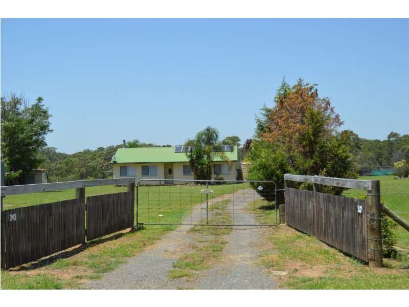 10 Lawson Road, Pheasants Nest NSW 2574