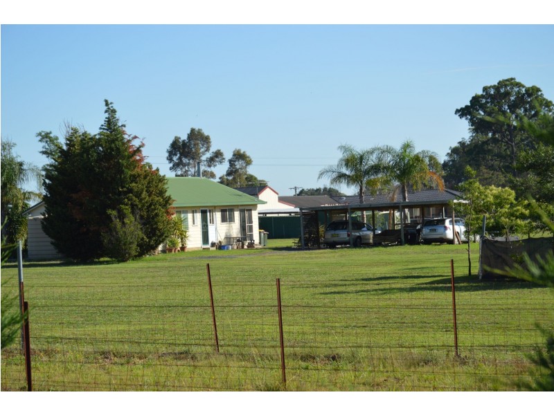10 Lawson Road, Pheasants Nest NSW 2574