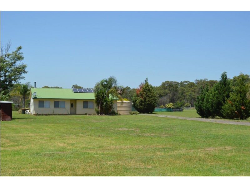 10 Lawson Road, Pheasants Nest NSW 2574