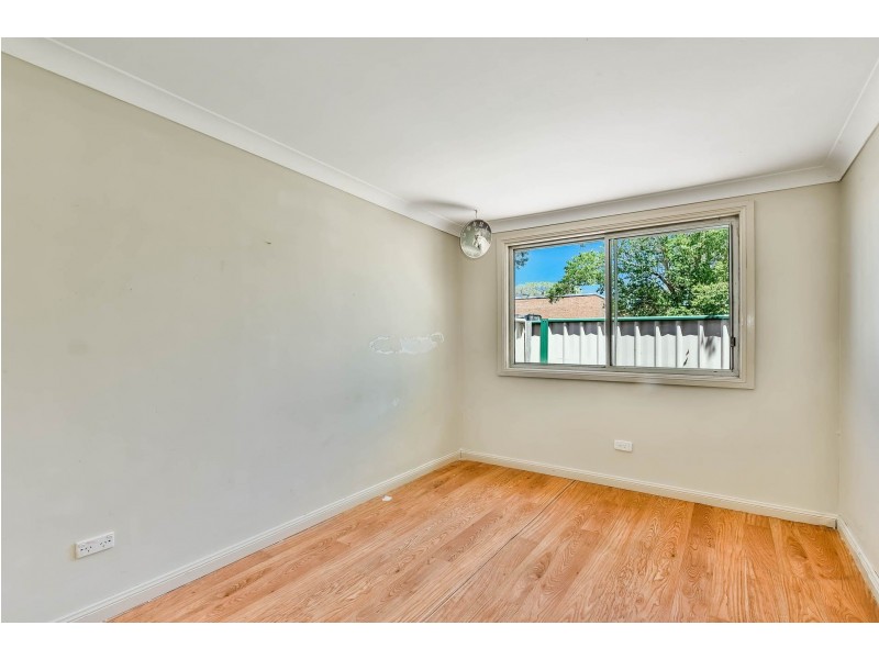 64 Carlton Road, Thirlmere NSW 2572