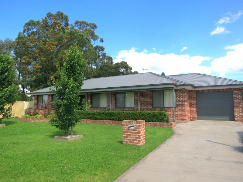 2A Ralfe Street, Tahmoor NSW 2573