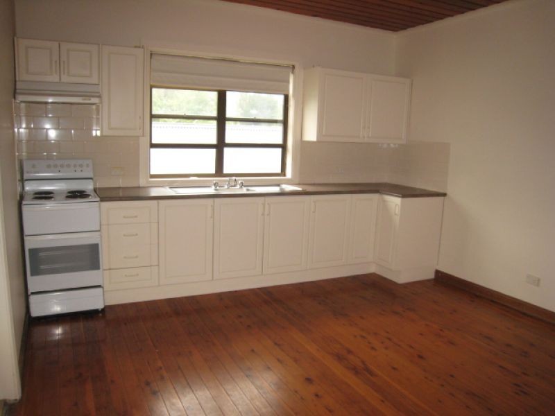 4/183 Argyle Street, Picton NSW 2571