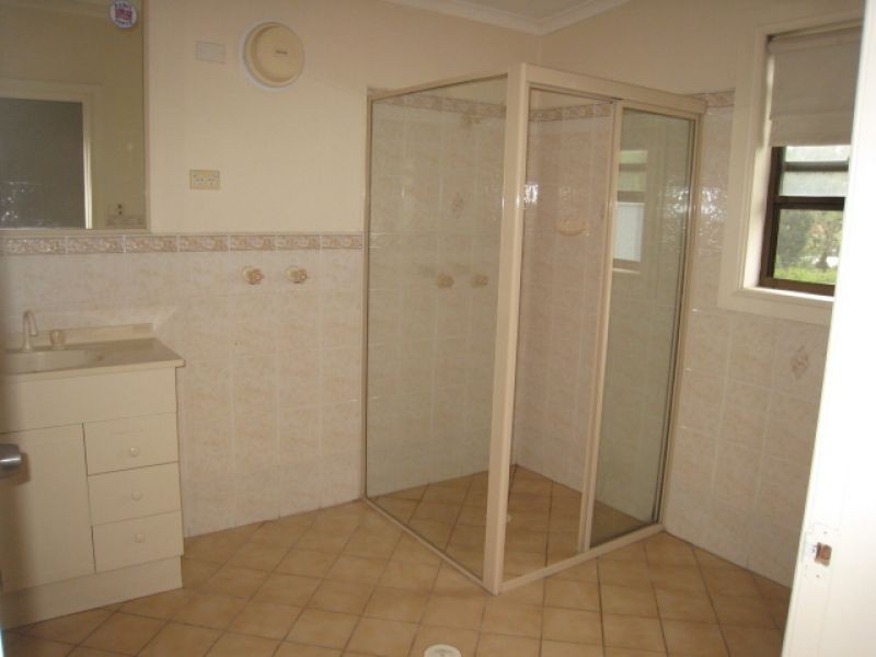 4/183 Argyle Street, Picton NSW 2571