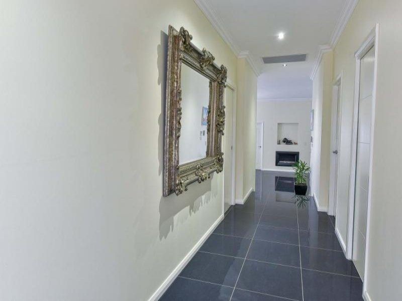 15 Maloney Chase, Wilton NSW 2571