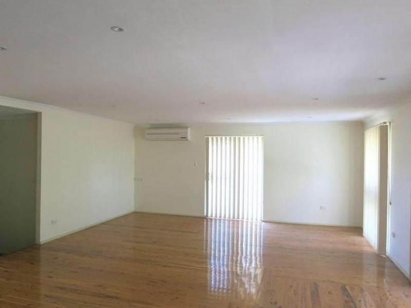 95 Nightingale Road, Pheasants Nest NSW 2574