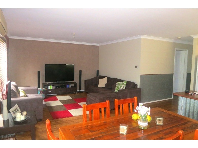 69B Thirlmere Way, Tahmoor NSW 2573