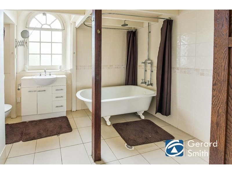 385 Argyle Street, Picton NSW 2571