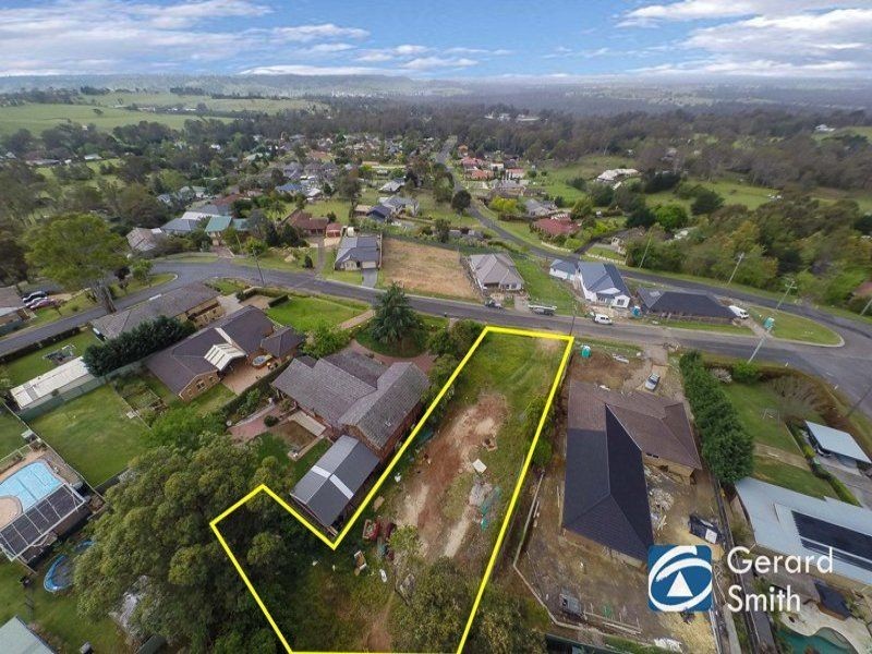 46 Myrtle Creek Avenue, Tahmoor NSW 2573