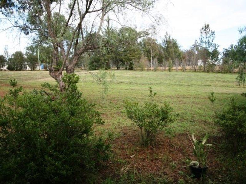 70 Nixon Road, Thirlmere NSW 2572