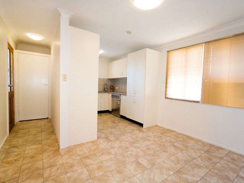 14 Close Street, Thirlmere NSW 2572