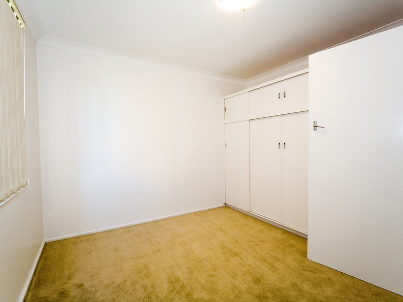 14 Close Street, Thirlmere NSW 2572
