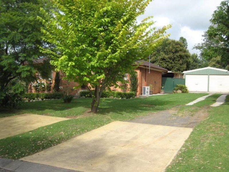 5 Darley Street, Thirlmere NSW 2572