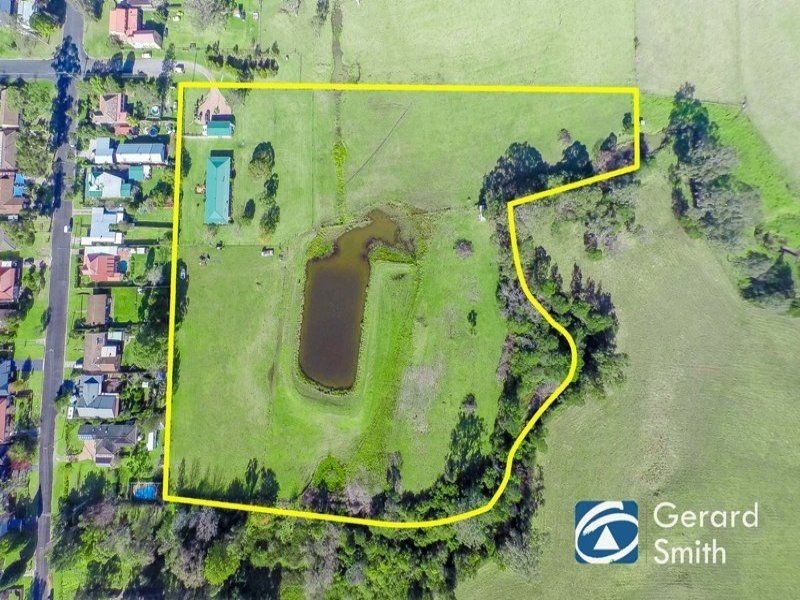 38 Russell Street, The Oaks NSW 2570