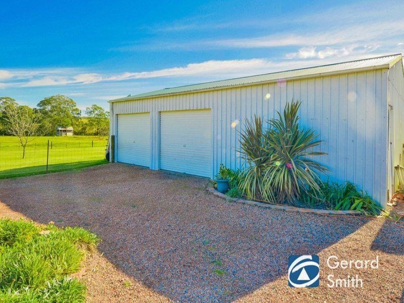 38 Russell Street, The Oaks NSW 2570