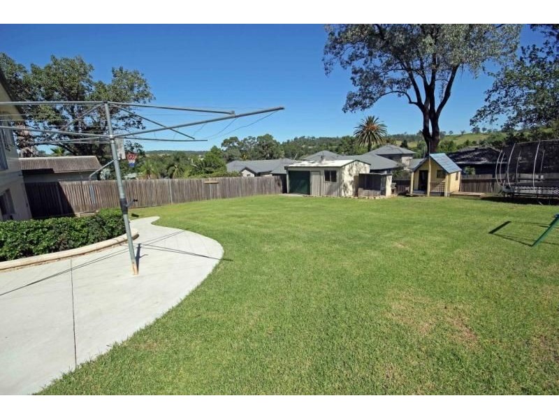 14 Dunlop Place, Picton NSW 2571