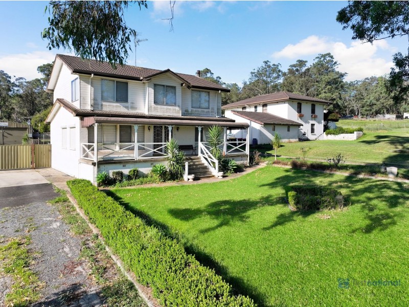 21 Station Road, Menangle Park NSW 2563