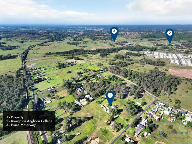 21 Station Road, Menangle Park NSW 2563