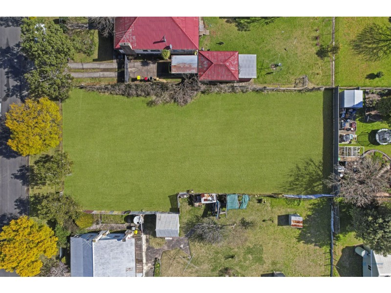 7 Patterson Street, Tahmoor NSW 2573