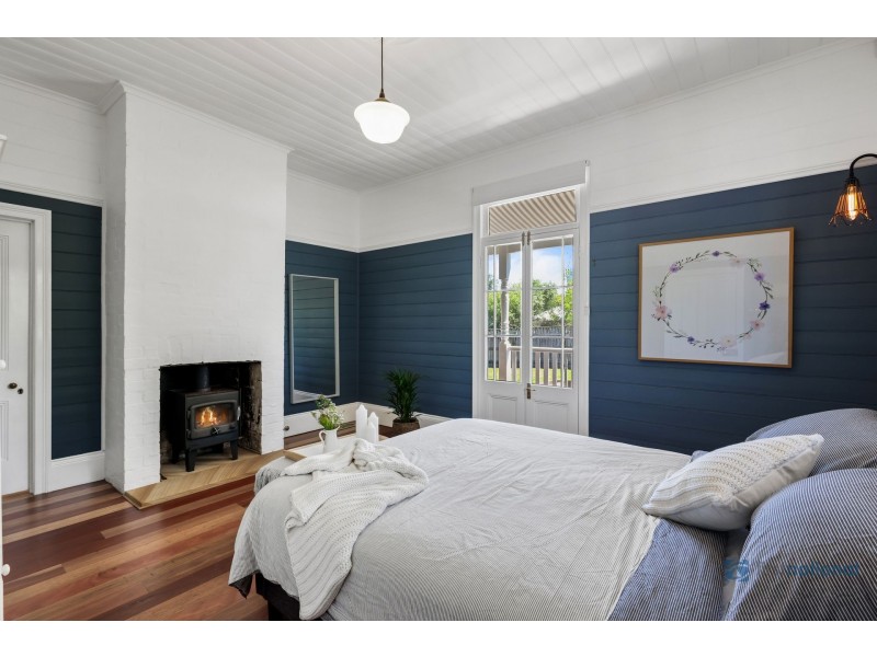 18 Antill Street, Picton NSW 2571