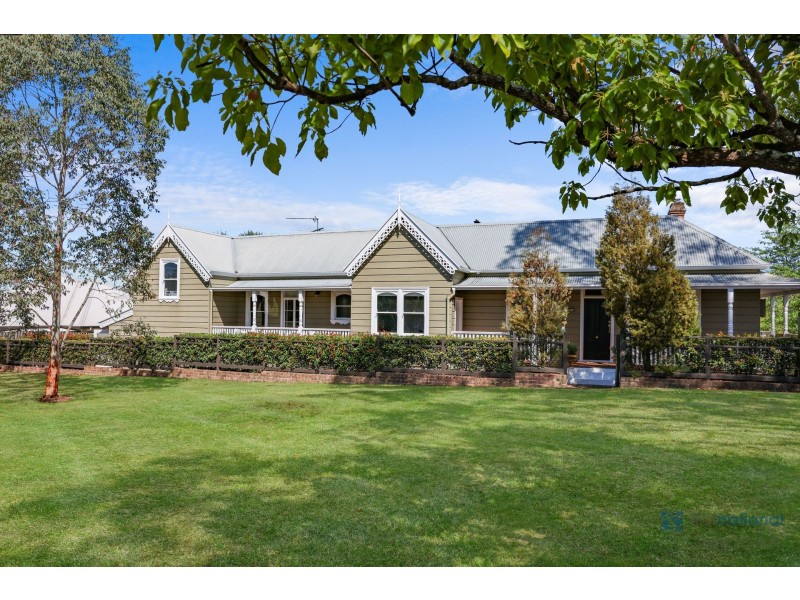 18 Antill Street, Picton NSW 2571