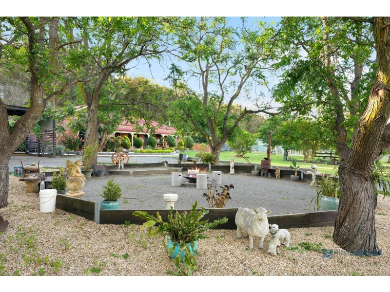 128 Bonds Road, Thirlmere NSW 2572