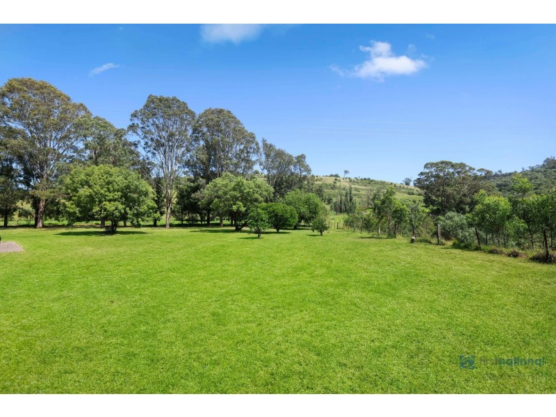 195 Fairleys Road, Picton NSW 2571