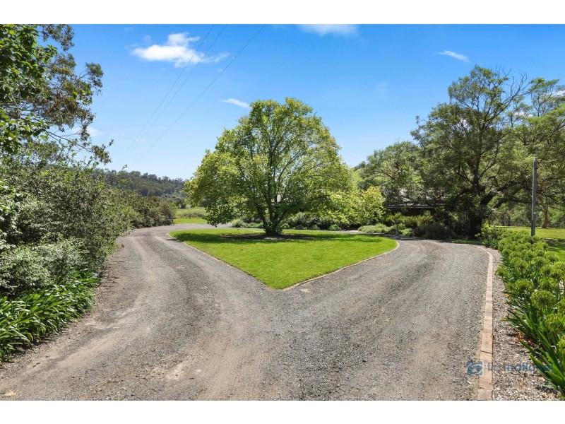 195 Fairleys Road, Picton NSW 2571