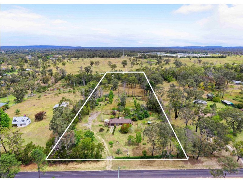 35 Caloola Road, Bargo NSW 2574