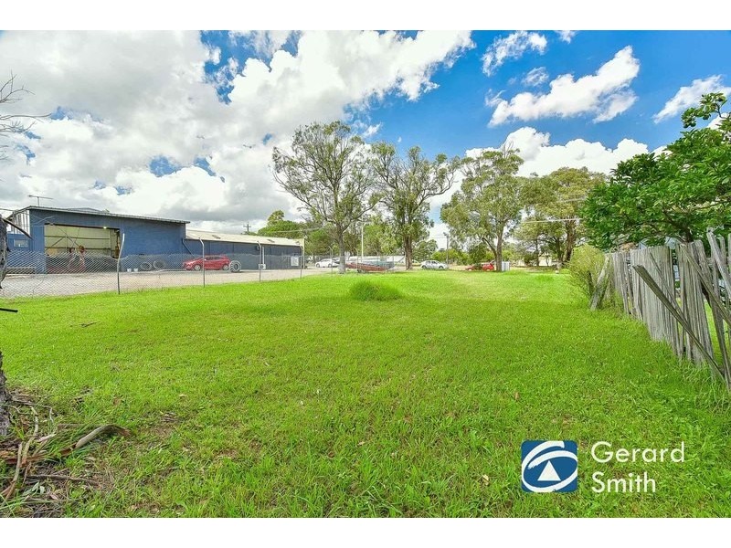 49 Oaks Road, Thirlmere NSW 2572
