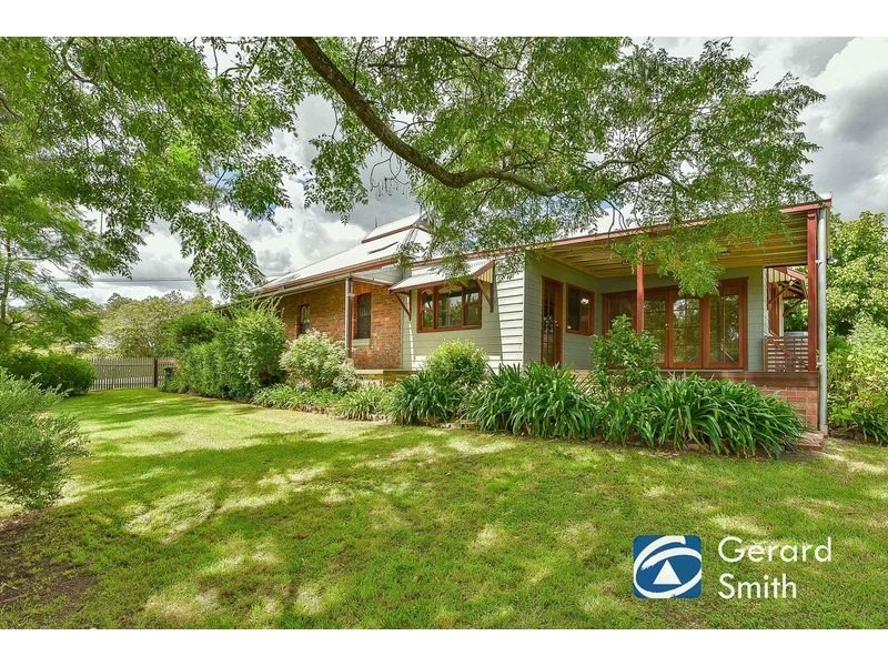 2 Campbell Street, Picton NSW 2571