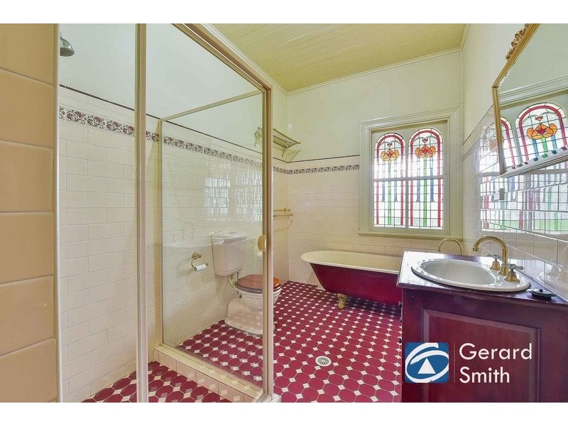 2 Campbell Street, Picton NSW 2571