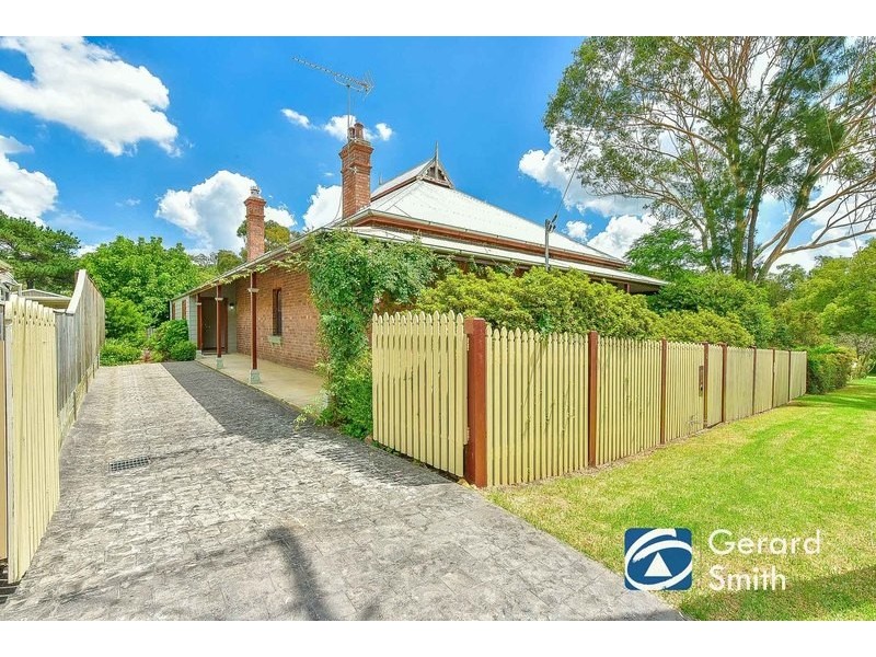 2 Campbell Street, Picton NSW 2571