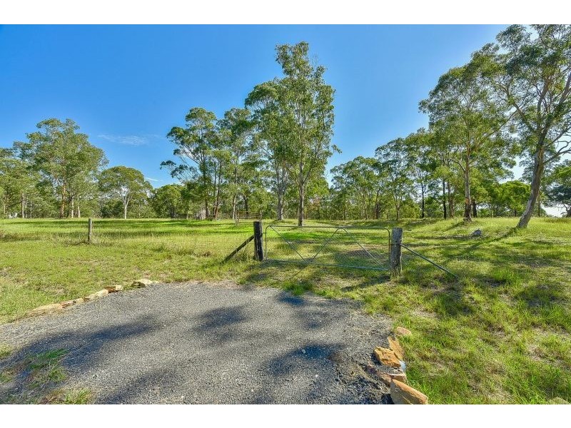55 Charles Road, Pheasants Nest NSW 2574