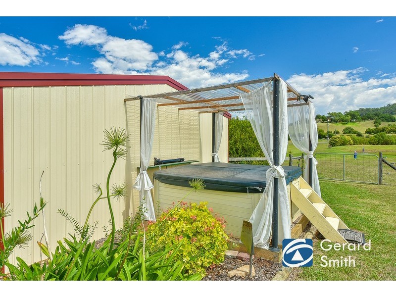 10 Blades Places, Douglas Park NSW 2569